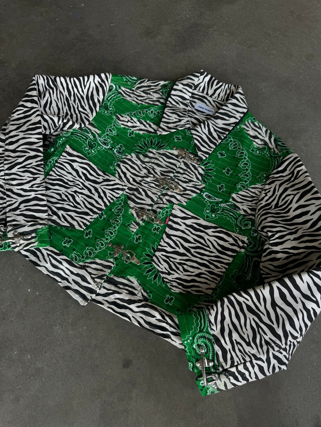 1/1 Zebra