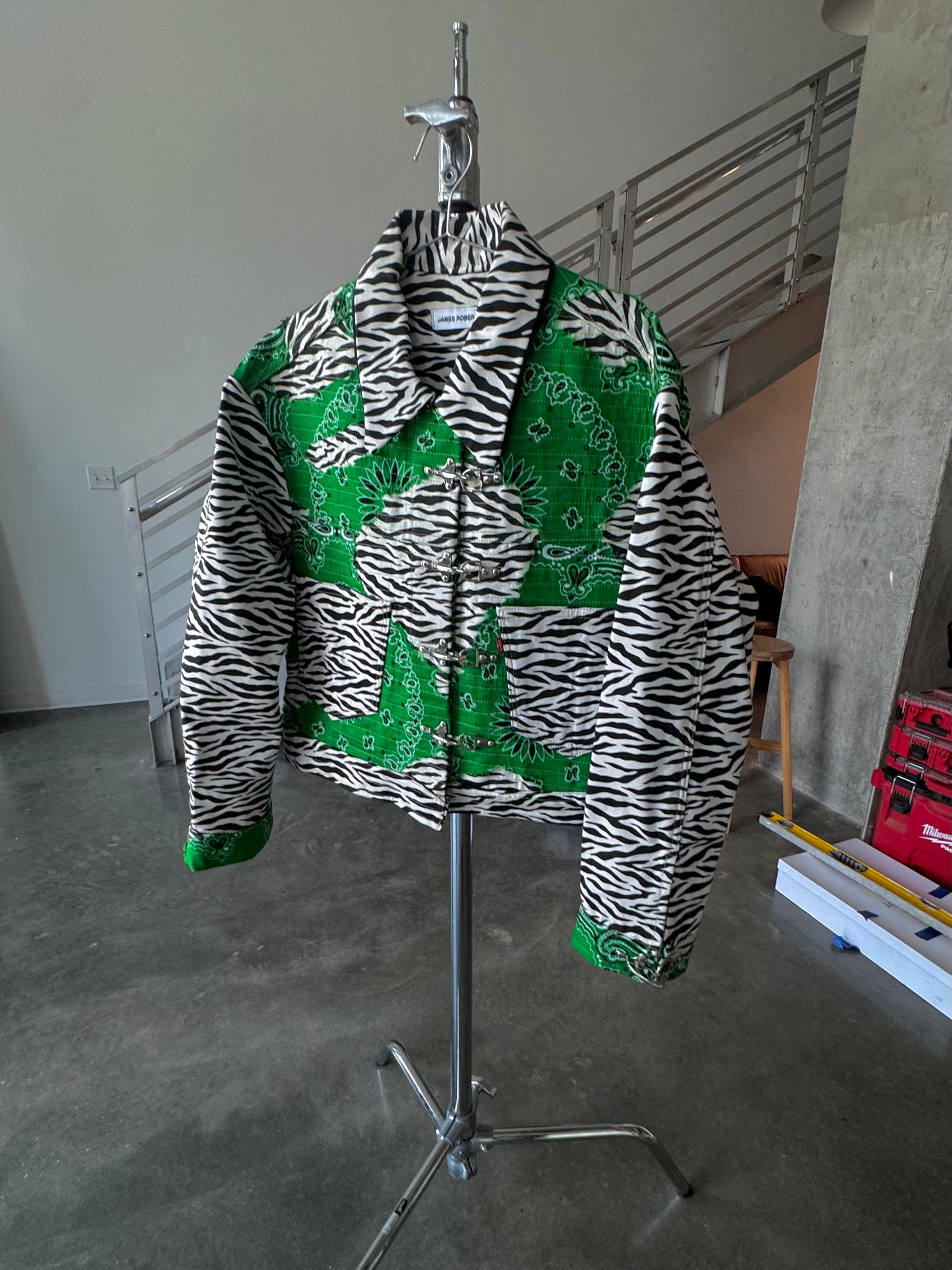1/1 Zebra